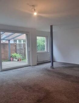 Tolle Erdgeschosswohnung mit kleinem Garten und Garage in guter Lage (Eversten) - Oldenburg