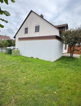 Gepflegte DHH mit Garage zu vermieten - Eckental