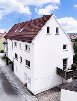 Attraktive Kapitalanlage. 3 Wohnungen in modernisiertem Mehrfamilienhaus - Langenau
