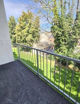 Wohntraum mit Balkon - Aue