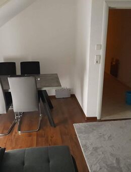 Top Gelegenheit für Kapitalanleger! Gemütliche 2 Zimmer Dachgeschosswohnung - Lichtenstein