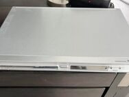 Philips DVP3040 DVD- und CD-Player silber mit Fernbedienung sehr guter Zustand - Schönefeld