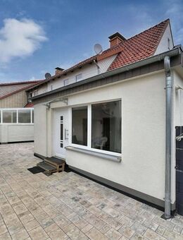 Sanierte DHH, 105m², 5 Zi., großes eingezäuntes Grundstück - Bilshausen