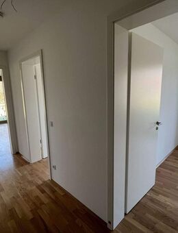 Schöne Erdgeschosswohnung mit Souterrain und großer Terrasse! Haar - Whg. Nr. 3 - Haar