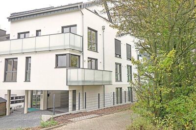 Attraktive Neubau Erdgeschosswohnung in ruhiger und zentraler Lage