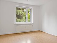 Wohnen im Grünen: 3-Zimmer-Wohnung am Stadtrand von Halle - Halle (Saale)