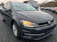 VW Golf Variant, 2.0 TDI Golf VII Comfortline PDCvo hi Light Massage Business-Paket Front, Jahr 2019 - Boxberg (Baden-Württemberg)