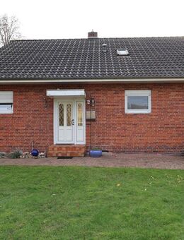 Freistehendes Einfamilienhaus auf großem Grundstück - Bad Zwischenahn