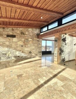 Exclusives & lichtdurchflutetes Penthouse über den Dächern - Hof