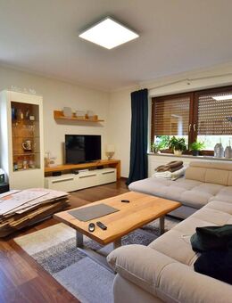 Gepflegte 3-Zimmer-Wohnung mit schönem Garten und Keller in Steinfeld - Steinfeld (Oldenburg)