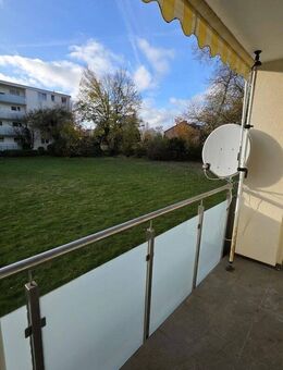 Sanierungsbedürftige 2-Zimmerwohnung mit Balkon im Erdgeschoss, Provisionsfrei! - Neuss