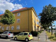 Ruhige 2-Zimmer Wohnung in der 1. Etage, mit Einbauküche und Bad mit Badewanne - Berlin