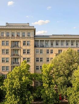 Komfortable 4-Zimmer-Wohnung in Berlin-Friedrichshain nahe Bersarinplatz - Berlin
