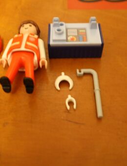 Playmobil Notarzteinsatzfahrzeug (NEF) (4223) - Essen