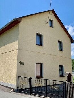 Großzügiges Wohnhaus in gefragter Lage ! - Auerbach (Vogtland)