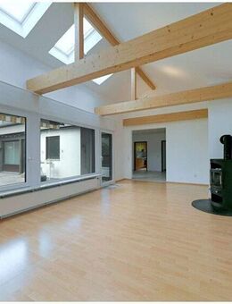 Virtueller Rundgang! Ebenerdig und barrierearm! Modernisierter Atriumbungalow! - Elmshorn