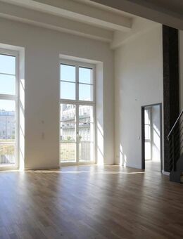 Lichtdurchflutete 2 Zimmerwohnung mit Loftcharakter - Berlin