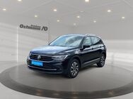 VW Tiguan, 2.0 TDI Active el Heck, Jahr 2022 - Hofgeismar