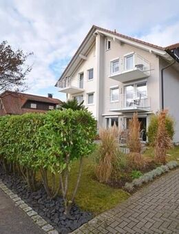 Top gepflegte, moderne Doppelhaushälfte mit Seeblick in bester Lage, oberhalb Strandbad Allensbach - Allensbach