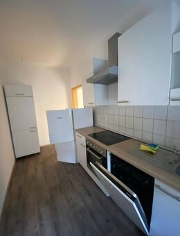 2 Raum Wohnung mit Küchenzeile Gera zu vermieten ab 08.2025 - Gera