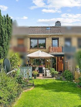 Charmantes und modernisiertes Reihenmittelhaus mit Wintergarten - Uetersen