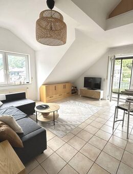 B & B Immobilien:Charmante 2,5-Zimmer-Maisonettewohnung im Dachgeschoss - 66 m² mit Balkon - Trier