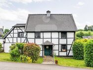Luftiges Wohnen in historischem Fachwerk. - Overath