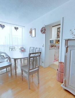 Stilvolle 3-Zimmer-Wohnung mit Wow-Effekt & Dachterrasse - Traunreut