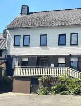 Bauernhaus Nähe Simmern u. Kastellaun -Hunsrück- Wohnhaus, zwei große Scheune, Garagen (Photovoltaik 9 kkW) - Macken