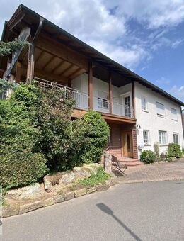 "Ein Ort zum Ankommen - Traumhaftes Anwesen mit liebevoll gestaltetem Garten und viel Platz! - Buchen (Odenwald)