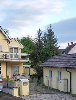 Großzügiges Wohnhaus mit Einliegerwohnung und Garage - Badenweiler