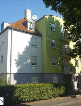 Ruhig gelegene 1-Zi-Wohnung mit West-Balkon und Blick ins Grüne in Coswig. - Coswig