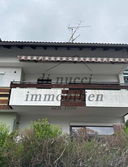 Möbliert & Einzugsbereit - Charmante 2 ½-Zimmer-Hochparterrewohnung - Ühlingen-Birkendorf