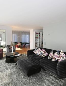 Hochwertige 4-Zimmer-Wohnung in Ludwigsburg - Ludwigsburg