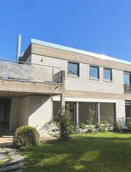 Luxuriöses Einfamilienhaus mit Einliegerwohnung und idyllischem Garten - Neu Ulm