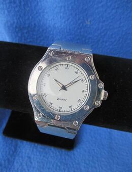 NEU OVP Original verpackt * Mondän * stylisch * Damen oder Herren * Unisex * Retro- Style * Armband- Uhr * Edelstahl- Silber * - Riedlingen Zentrum