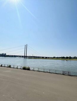 Absolute Rarität: Altbauperle in der Düsseldorf-Carlstadt - Düsseldorf