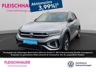 VW T-Roc, R-Line TDI RKF VC Massagesitze Sportpaket digitales, Jahr 2024 - Köln