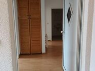 3- Zimmer Wohnung mit separatem Eingang und Balkon - Magdeburg
