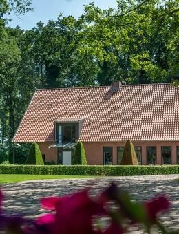 Architektonisch anspruchsvolles Anwesen in exklusiver Alleinlage - Nordhorn