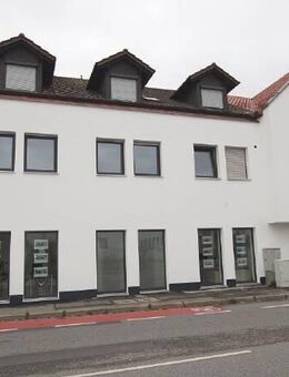Kernsanierte 3 Zimmer-Wohnung mit Balkon - KfW-40 - Straubing