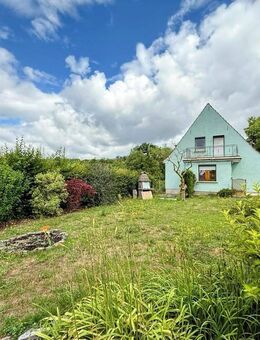Charmantes Einfamilienhaus mit großem Garten in idyllischer Dorflage! - Menteroda