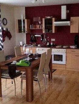 Kapitalanlage oder Eigenheim in Schmelz: Vermietete 2-Zimmer-Wohnung mit Garten-Highlight - Schmelz
