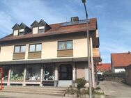 4 Zimmer Dachgeschoßwohnung mit Balkon und Carport - Roth (Bayern)