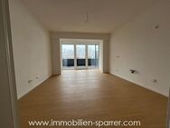 HELLE 2,5-ZIMMER-WOHNUNG MIT BALKON, NÄHE KLINIKUM - Weiden (Oberpfalz)