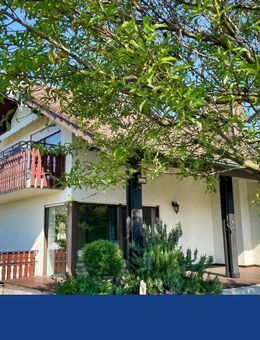 Zweifamilienhaus mit Einliegerwohnung - Neuenburg (Rhein)