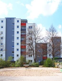Renovierte 2 Zimmer Terrassen-Wohnung - Stuttgart