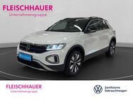 VW T-Roc, 1.5 TSI Move VC 17, Jahr 2023 - Bonn