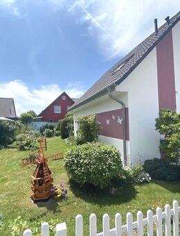 * Energieeffizientes Wohnen für eine 3-köpfige Familie mit Pool und Carport * - Hermsdorf