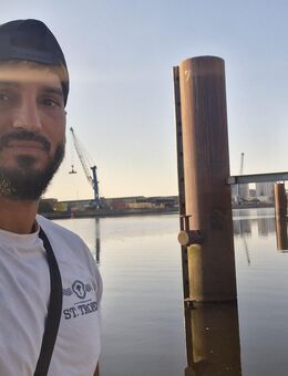 Er sucht sie zum kennenlernen - Neu Wulmstorf